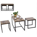 Table à thé et chaises en métal et bois